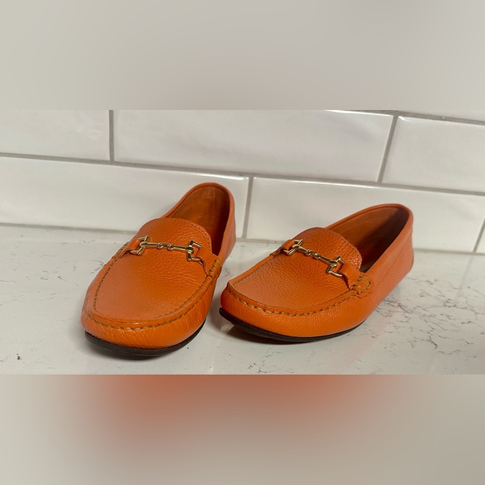 Saks Fifth Avenue women’s Orange Leather Loafers with Gold Detail size 8.5